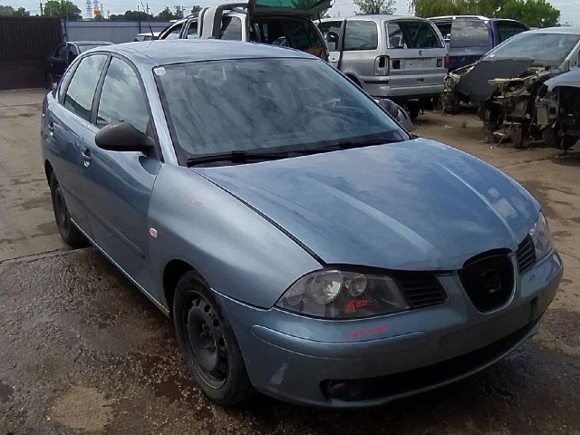 bontott SEAT CORDOBA II Biztosítéktábla Motortér