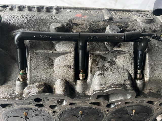 bontott SEAT CORDOBA II Hengerfej