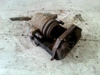 bontott SEAT CORDOBA II Bal első Féknyereg Munkahengerrel