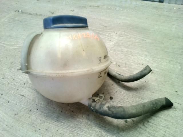 bontott SEAT CORDOBA II Kiegyenlítő Tartály