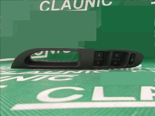 bontott SEAT CORDOBA II Ablakemelő Kapcsoló Négyes / Kettes