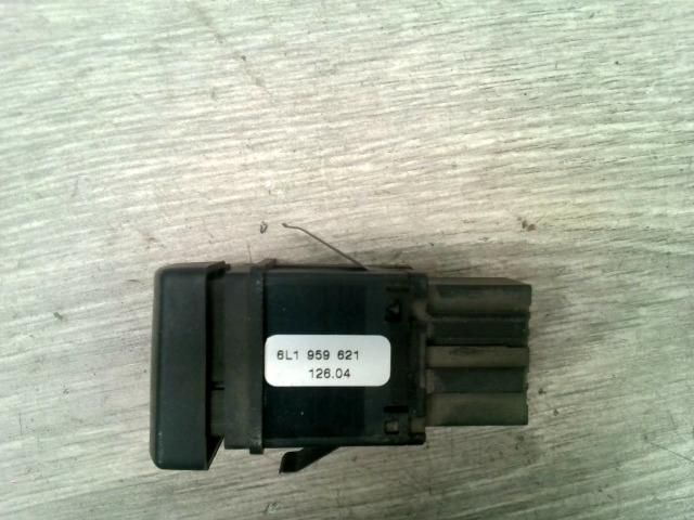 bontott SEAT CORDOBA II Ablakfűtés Kapcsoló