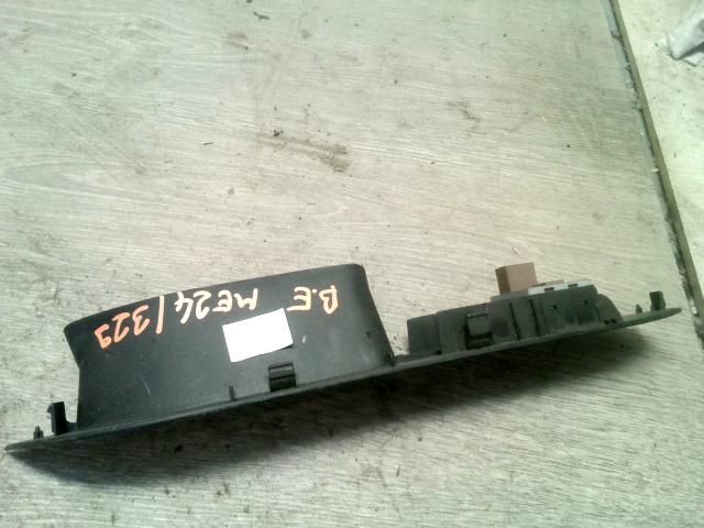 bontott SEAT CORDOBA II Bal első Ablakemelő Kapcsoló