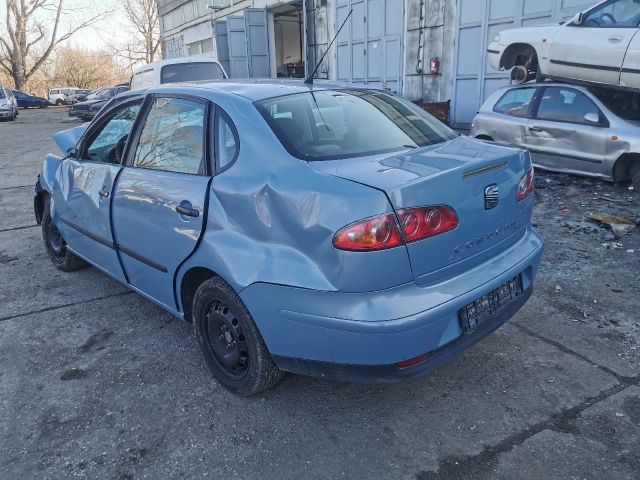 bontott SEAT CORDOBA II Bal hátsó Ajtó (Részeivel)