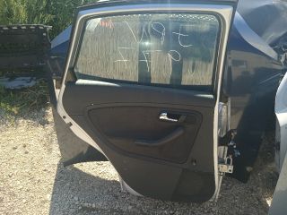 bontott SEAT CORDOBA II Bal hátsó Ajtó (Részeivel)
