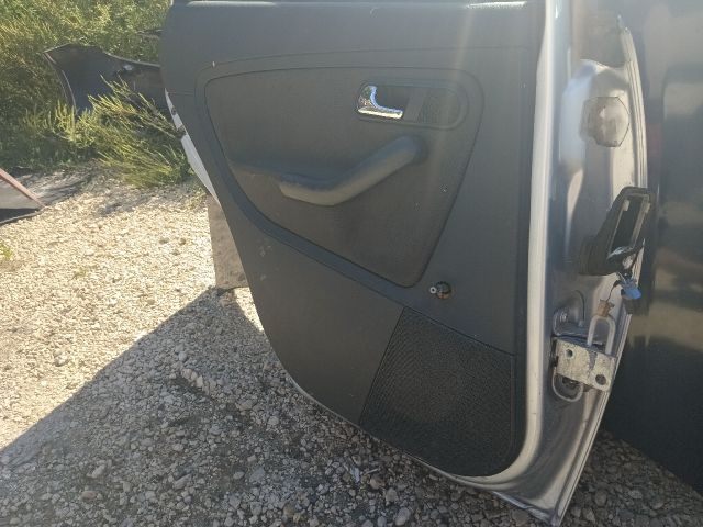 bontott SEAT CORDOBA II Bal hátsó Ajtó (Részeivel)