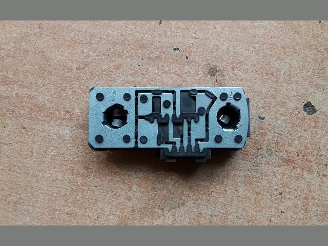 bontott SEAT CORDOBA II Bal Hátsó Lámpa Foglalat