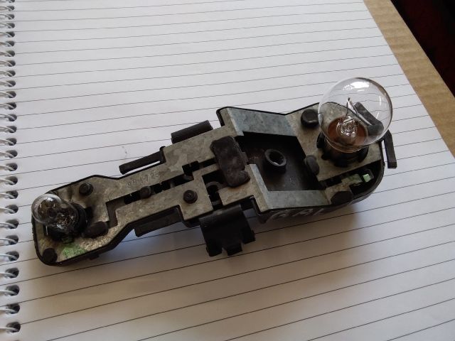 bontott SEAT CORDOBA II Bal Hátsó Lámpa Foglalat