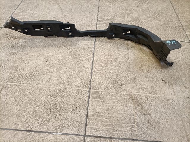 bontott SEAT CORDOBA II Bal hátsó Lökhárító Tartó (Műanyag)