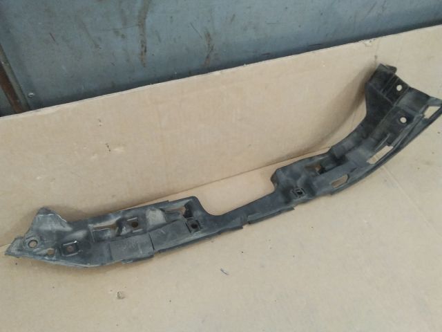 bontott SEAT CORDOBA II Bal hátsó Lökhárító Tartó (Műanyag)