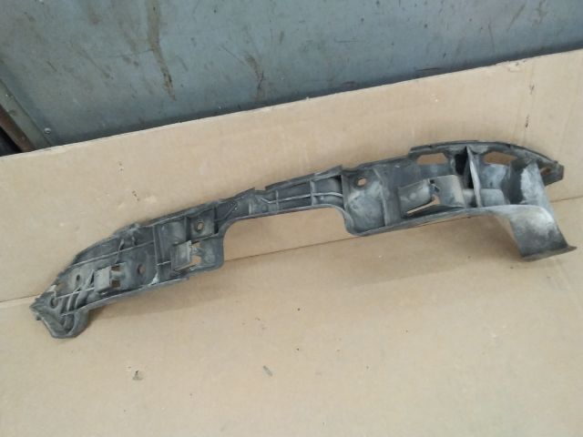 bontott SEAT CORDOBA II Bal hátsó Lökhárító Tartó (Műanyag)