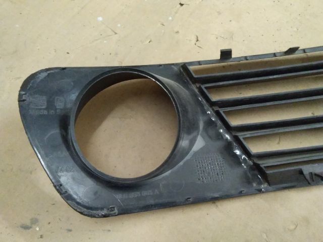 bontott SEAT CORDOBA II Bal Ködlámpa Rács