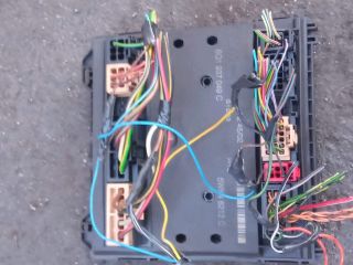 bontott SEAT CORDOBA II Biztosítéktábla Utastér