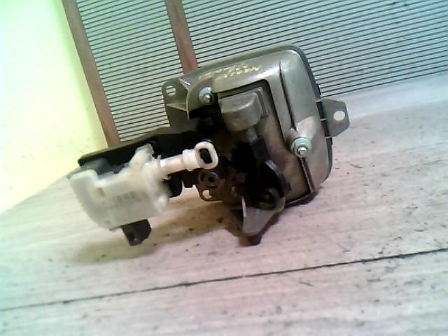 bontott SEAT CORDOBA II Csomagtérajtó Kilincs