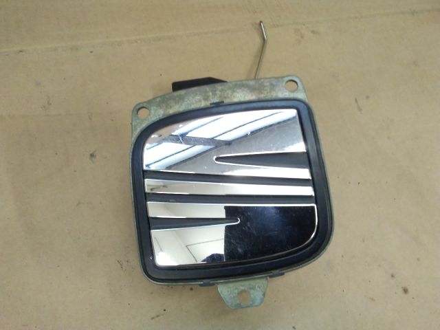 bontott SEAT CORDOBA II Csomagtérajtó Kilincs