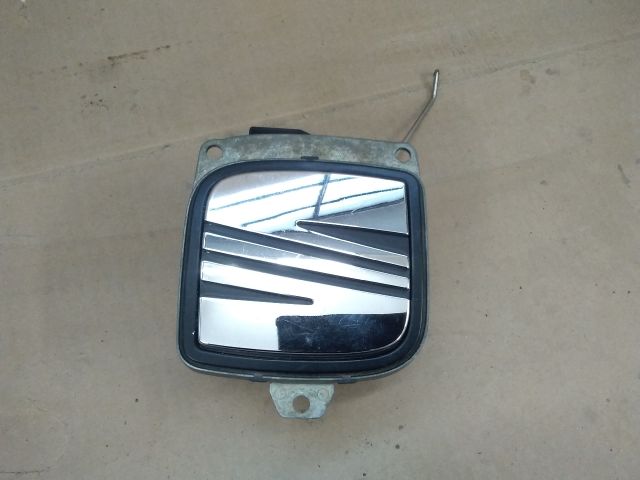 bontott SEAT CORDOBA II Csomagtérajtó Kilincs