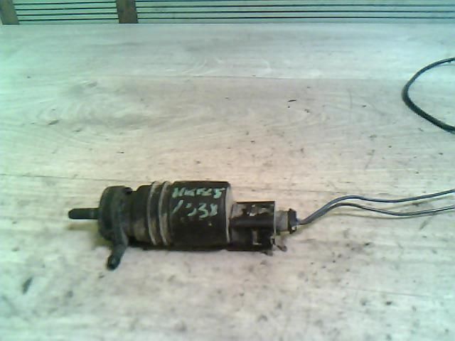 bontott SEAT CORDOBA II Első Ablakmosó Szivattyú