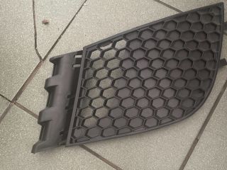 bontott SEAT CORDOBA II Első Lökhárító Jobb Díszrács