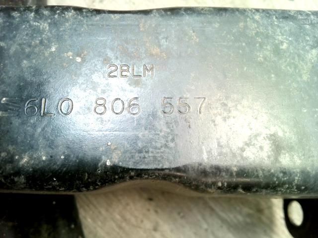 bontott SEAT CORDOBA II Első Lökhárító Merevítő (Fém)