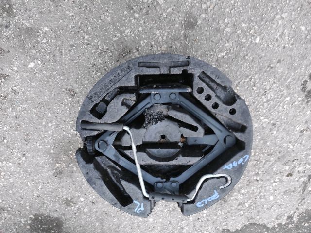 bontott SEAT CORDOBA II Emelő