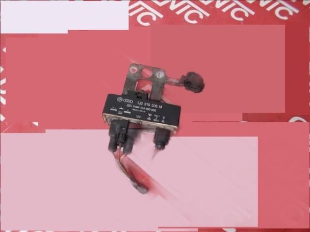 bontott SEAT CORDOBA II Hűtőventilátor Elektronika