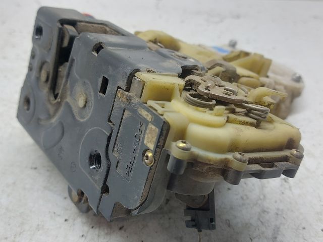 bontott SEAT CORDOBA II Jobb első Ajtózár