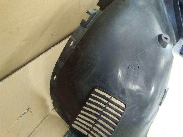 bontott SEAT CORDOBA II Jobb első Dobbetét (Kerékjárati, Műanyag)