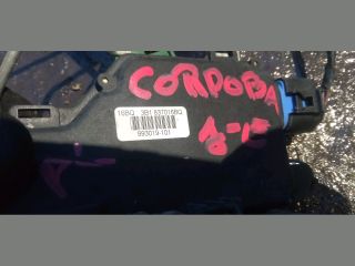 bontott SEAT CORDOBA II Jobb első Központizár Motor