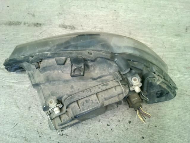 bontott SEAT CORDOBA II Jobb Fényszóró