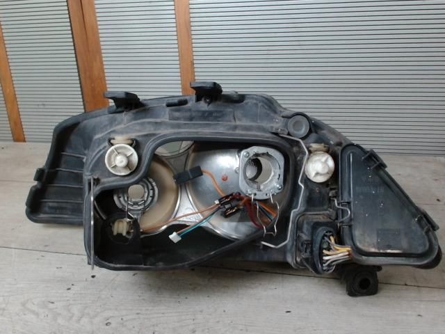 bontott SEAT CORDOBA II Jobb Fényszóró