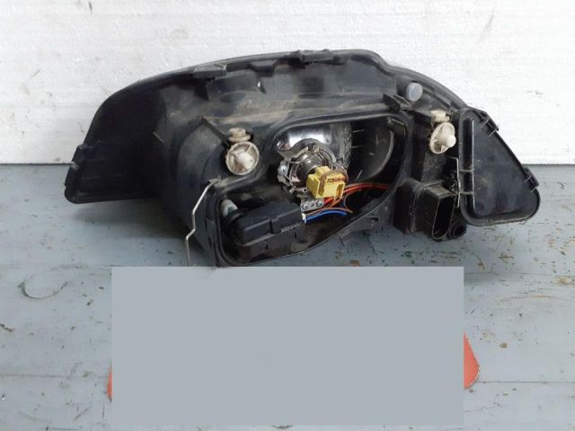 bontott SEAT CORDOBA II Jobb Fényszóró