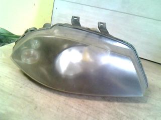 bontott SEAT CORDOBA II Jobb Fényszóró