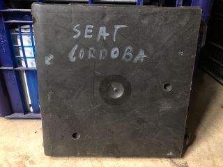 bontott SEAT CORDOBA II Komfort Elektronika