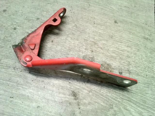 bontott SEAT CORDOBA II Motorháztető Jobb Zsanér