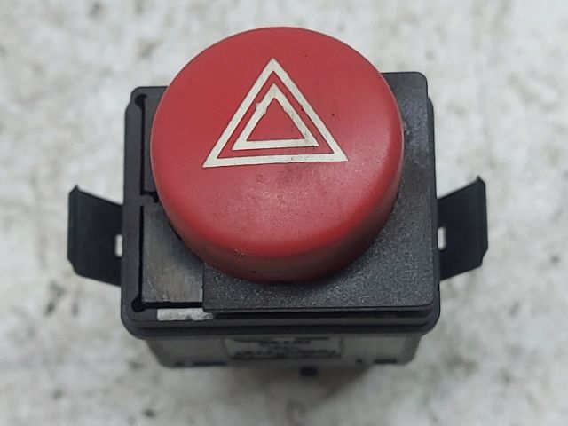 bontott SEAT CORDOBA II Vészvillogó Kapcsoló