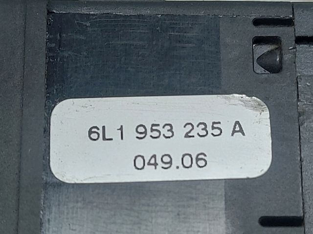 bontott SEAT CORDOBA II Vészvillogó Kapcsoló