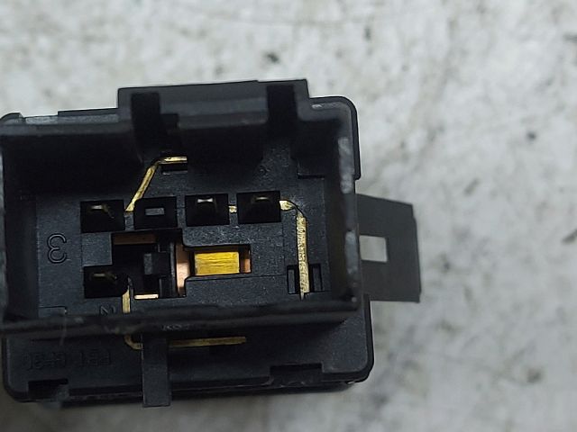 bontott SEAT CORDOBA II Vészvillogó Kapcsoló