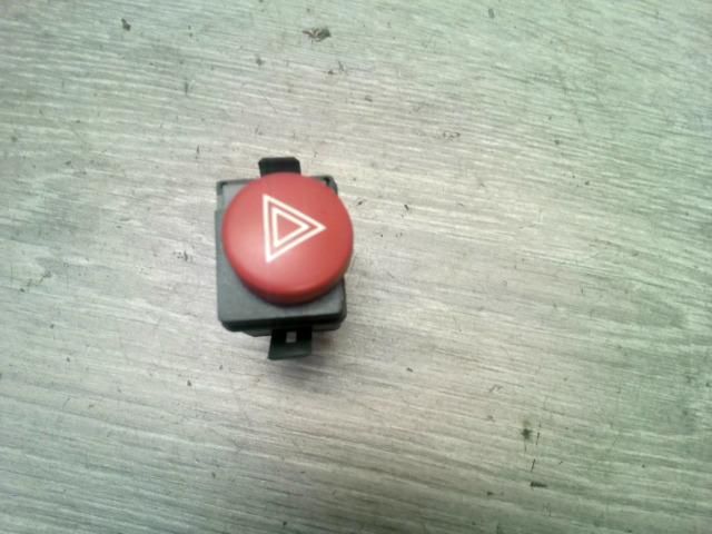 bontott SEAT CORDOBA II Vészvillogó Kapcsoló