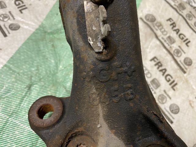 bontott SEAT EXEO Bal első Csonkállvány Kerékaggyal