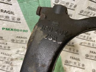 bontott SEAT EXEO Jobb első Csonkállvány Kerékaggyal