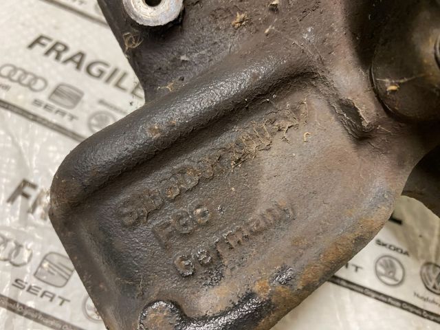 bontott SEAT EXEO Jobb első Csonkállvány Kerékaggyal