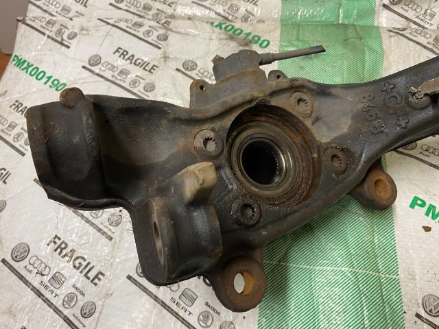 bontott SEAT EXEO Jobb első Csonkállvány Kerékaggyal