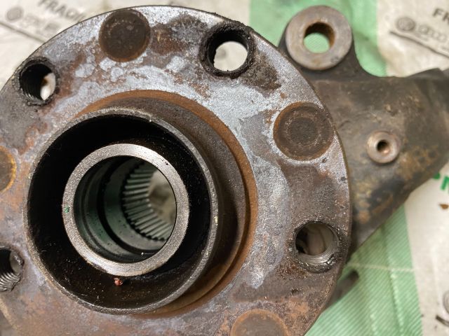 bontott SEAT EXEO Jobb első Csonkállvány Kerékaggyal