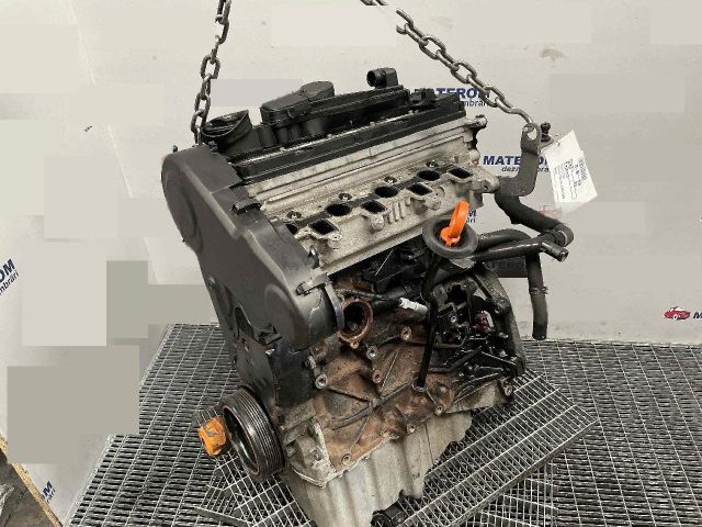 bontott SEAT EXEO Motor (Fűzött blokk hengerfejjel)