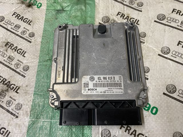 bontott SEAT EXEO Motorvezérlő