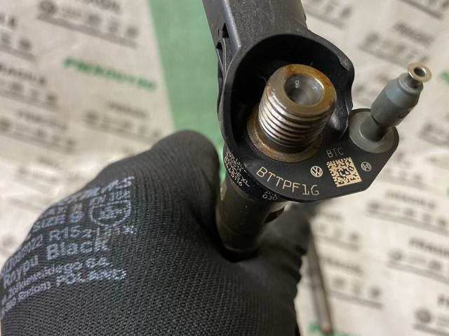 bontott SEAT EXEO Porlasztó Sor / Híd