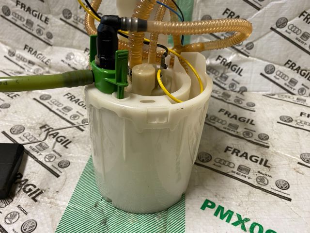 bontott SEAT EXEO Üzemanyag Szivattyú