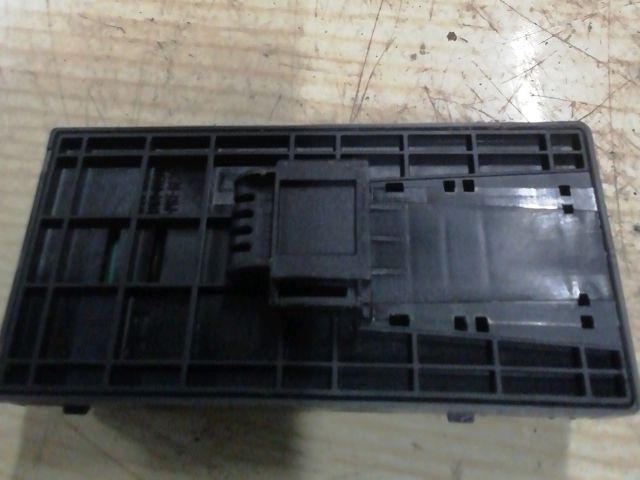 bontott SEAT EXEO Ablakemelő Kapcsoló Négyes / Kettes