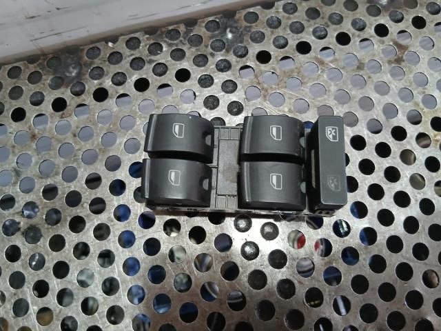 bontott SEAT EXEO Ablakemelő Kapcsoló Négyes / Kettes