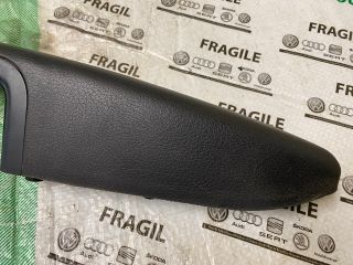 bontott SEAT EXEO Bal első Ajtó Kárpit Könyöklő